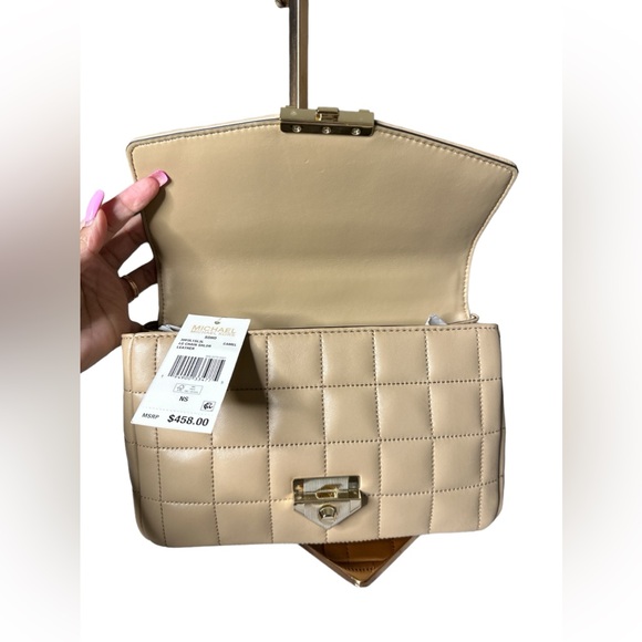 NWT Michael Kors SoHo Shoulder Bag Leather with Dust Bag - Picture 6 of 7